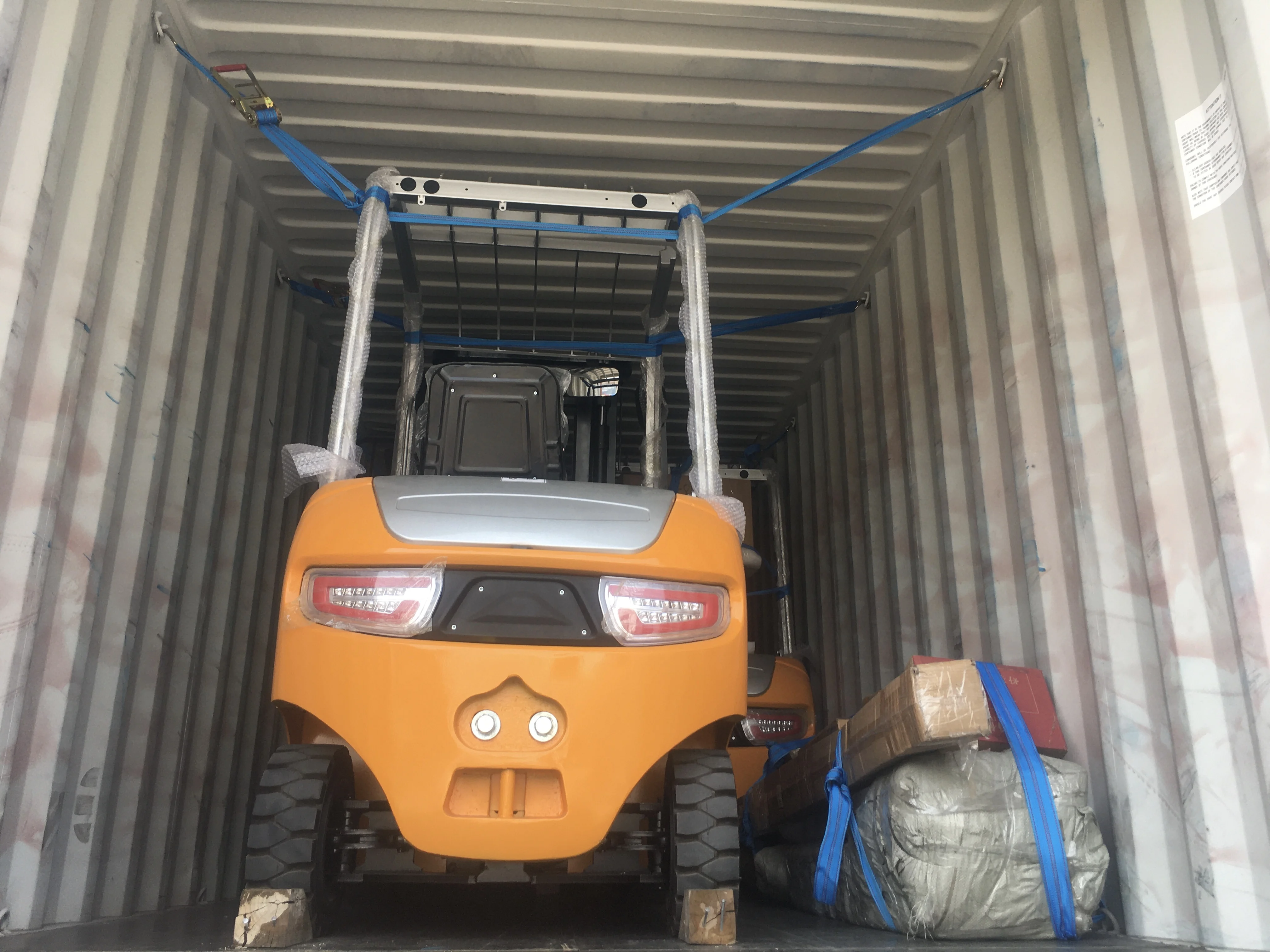 Ce Certification Electric Forklift Loading And Unloading Lift Machinery ...