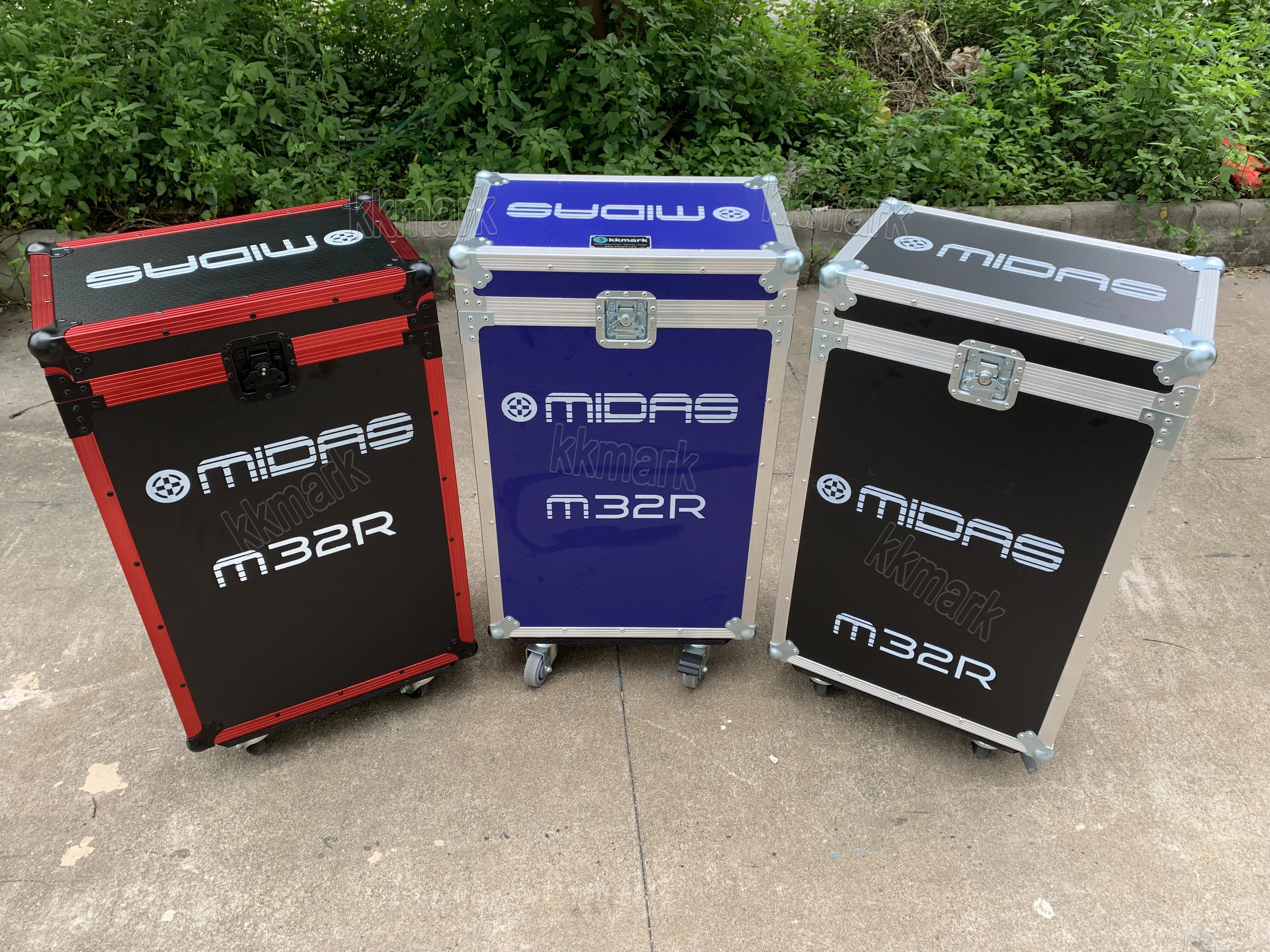 Mesa de mezclas Flight Road Case para Midas PRO HD96-24-CC-IP, negra