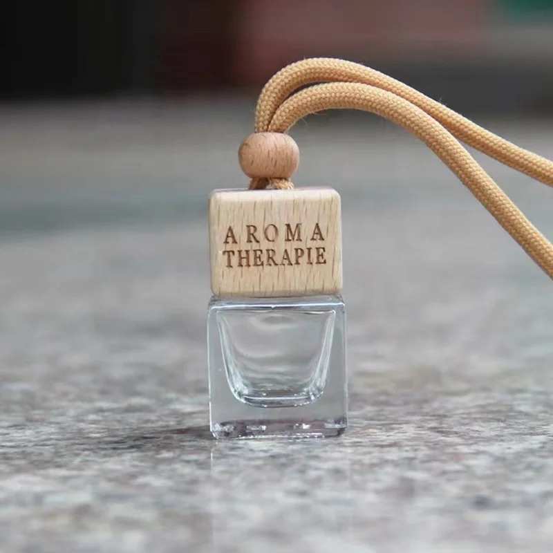 Wholesale Fancy Square Shape Car Diffuser Bottle Hanging Empty Car Perfume Bottle 8ml
