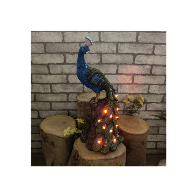 Custom Peacock Statues Resin Decorative Ornament Gift Figurine Statue Garden Ornament wholesale solar garden lights