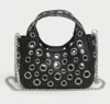 Bolso negro colorido