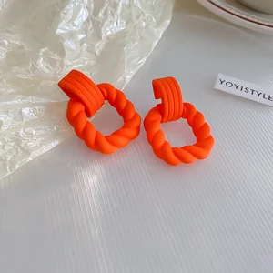 Custom Wholesale Earrings Simple Orange Acrylic Twisted square Stud Earrings Alloy Silver Fashion Earrings for Women Party