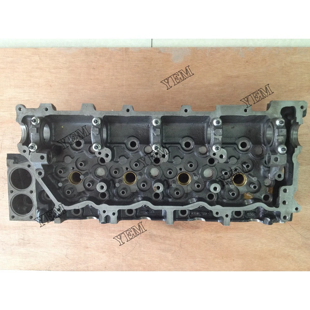 4HK1 Cylinder Head for Isuzu Cylinder Head Replacement Engine Parts