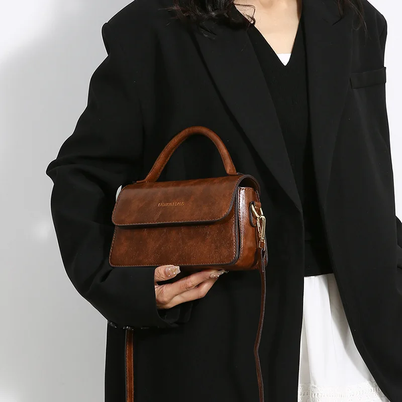 High-end Retro Design Bag Women's New Korean Version of the Handbags Small square Bag Versatile Ins One-shoulder Crossbody Bag