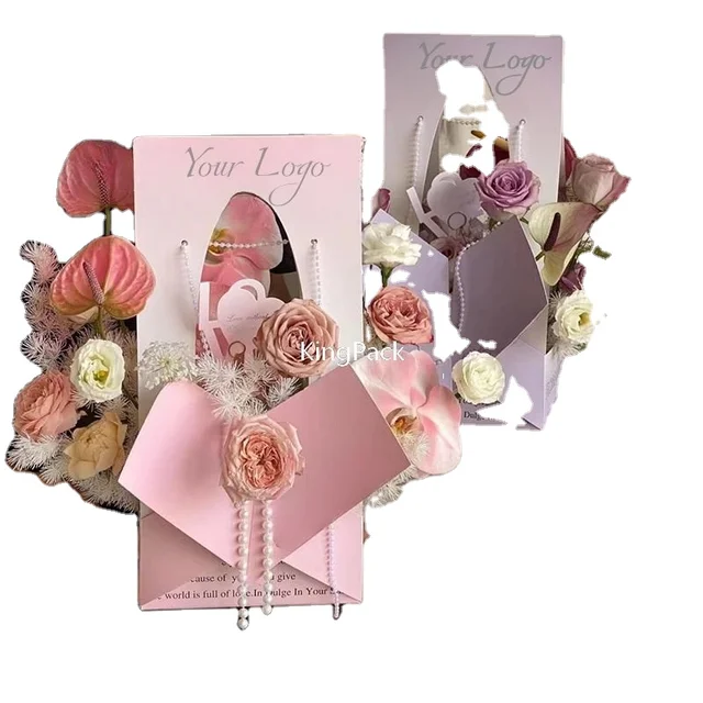 Free Sample Custom Delicate Luxury Magnetic Closure Rigid Gift Box Birthday Gift Box Flower Rose Box