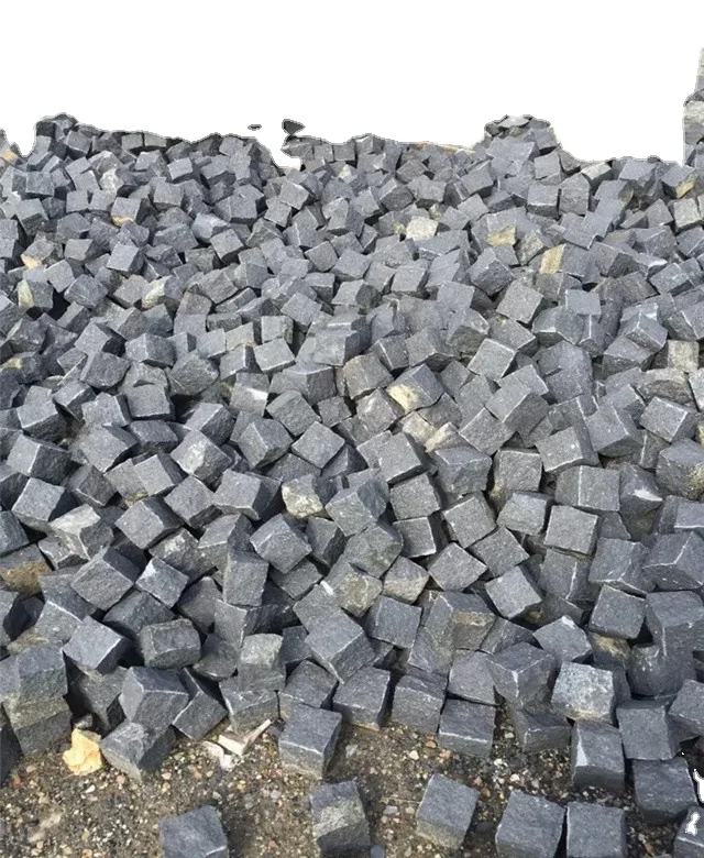 
Темно-серый гранитный камень, мощение, подъездная дорога 