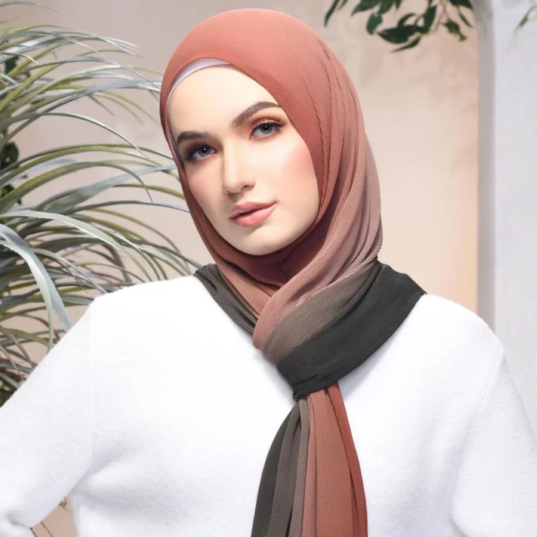 Brown Ombre Ombre Pleated Shawl Chanlian C&218711 Mini Pleated