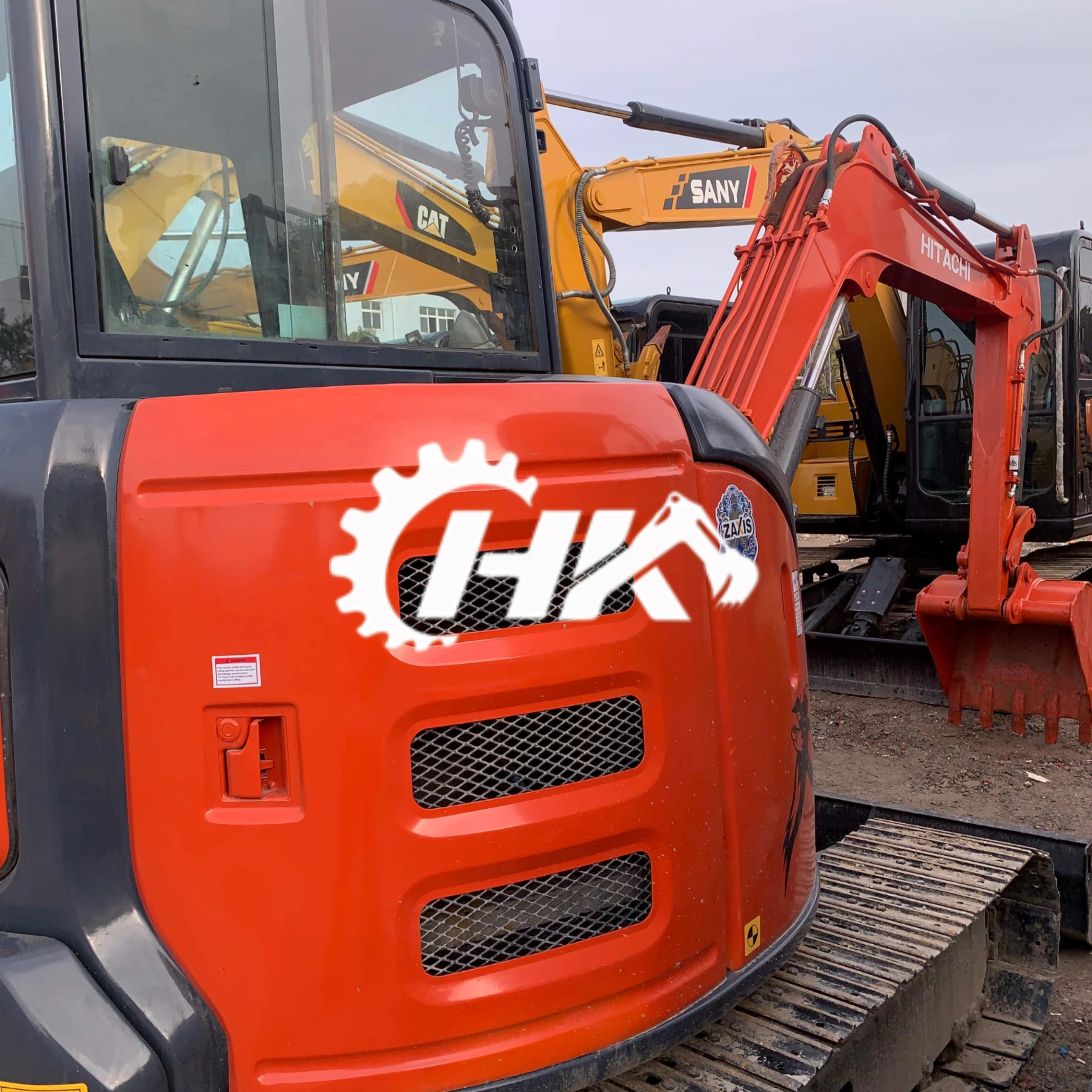 Les Pelles Mécaniques Tata Hitachi 370 d'Occasion Subissent des Vérifications Strictes.