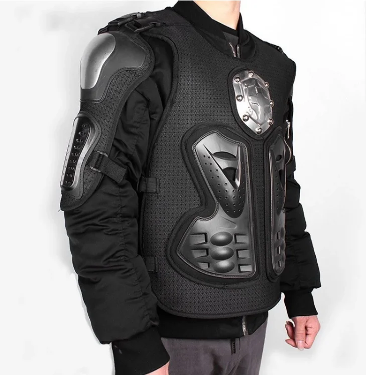 Мужская спортивная куртка на мотоцикле