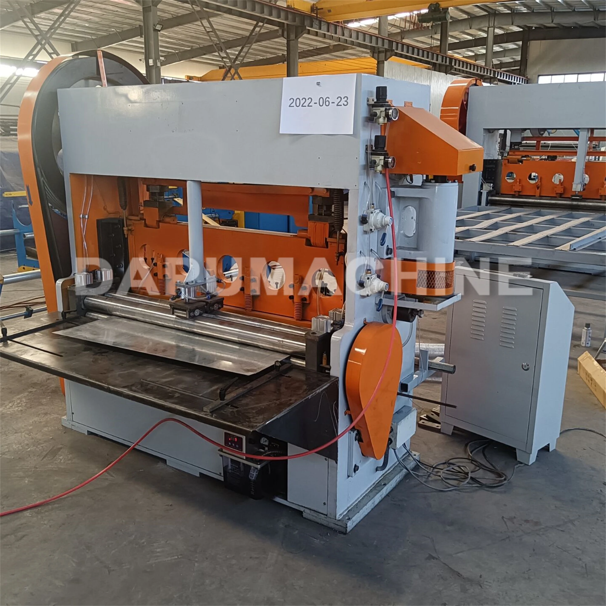 Expanded Metal Mesh & Grill Sheet Production Machine