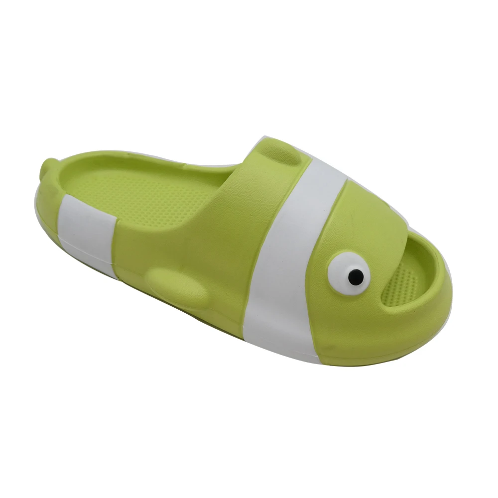 Over of Clown Fish Bath Slippers Super Cute Indoor Anti-slip Four Seasons Style Home Slipper