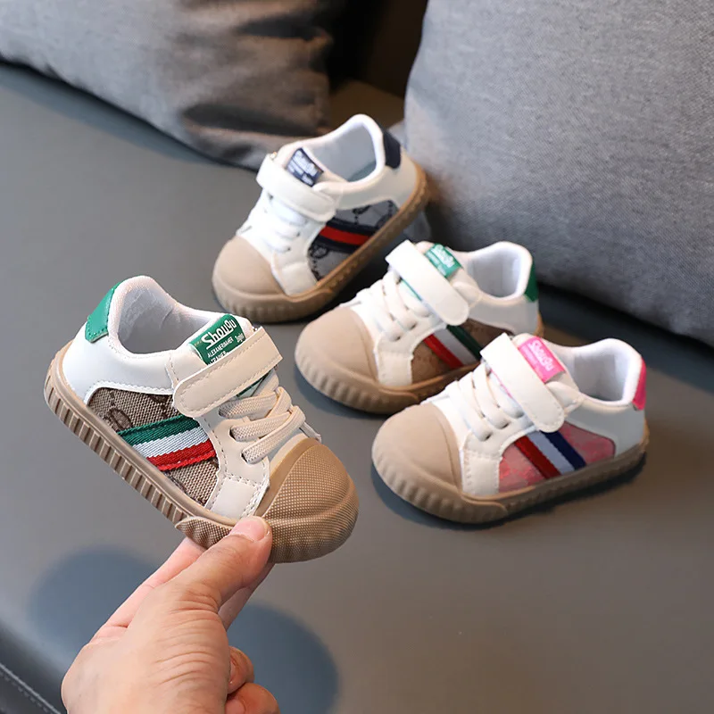 Classic style kids school shoes wholesale designer black boys sneakers  custom sports style kids shoes girls fashion