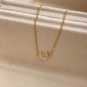 Muxcor Women's Fashion Chain & Link Bracelets Jewelry Gold Plated Copper Alloy U-shaped Zircon