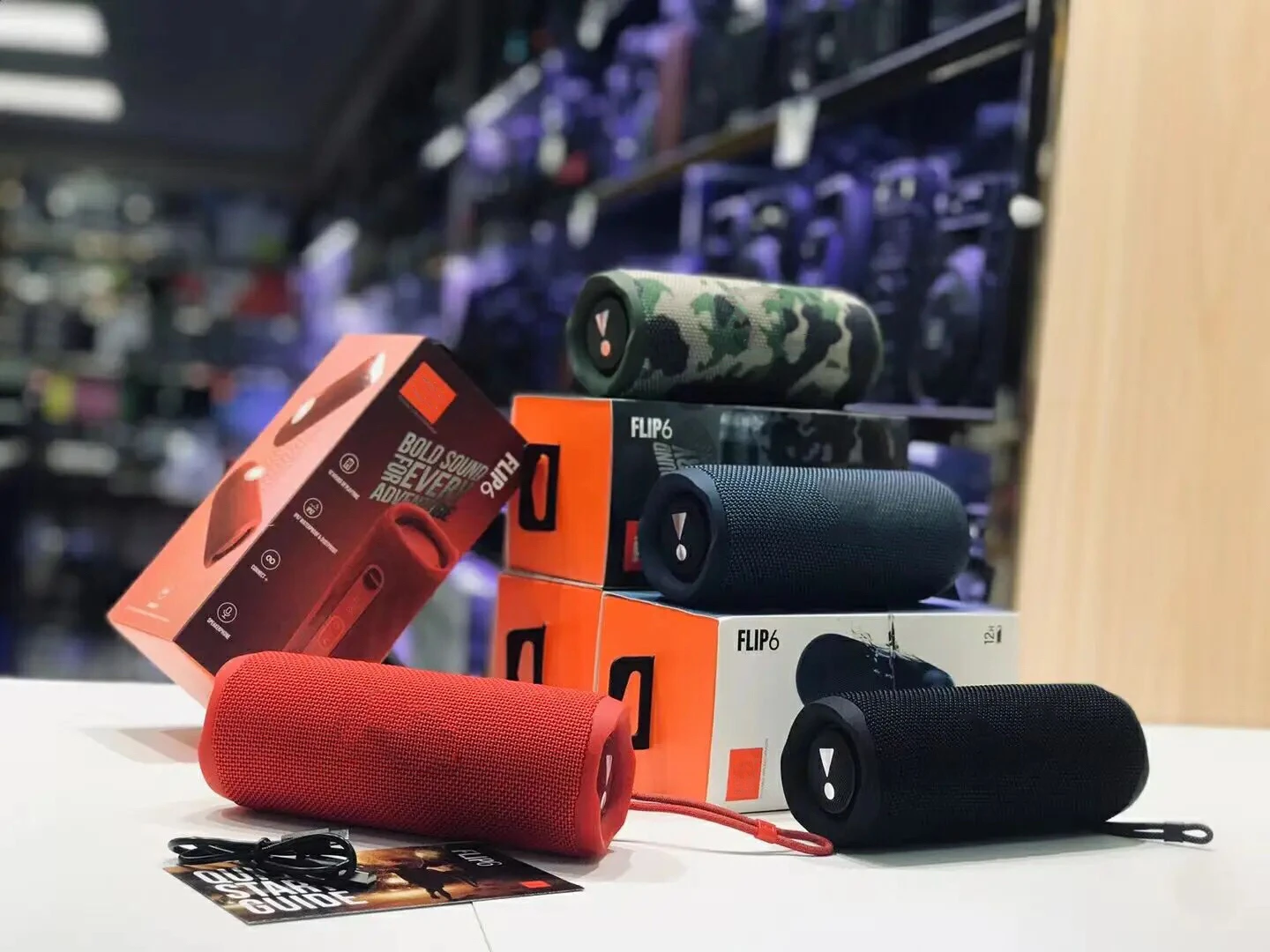 Pulse 4 wireless bt speaker portable kaleidoscope pulse 4 LED luminous full screen waterproof speaker pulse 5 flip5 flip 6 speak