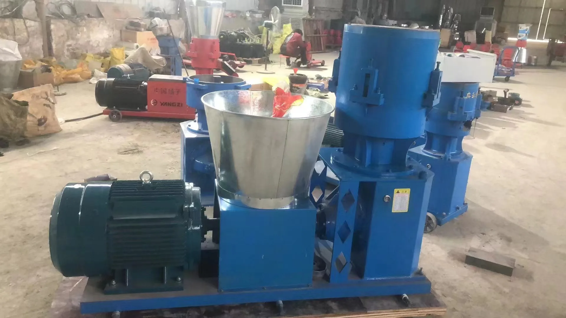 Tolcat  High Efficiency Granules Making Machine  Pellet Maker  Pellet Machine for Chicken Food