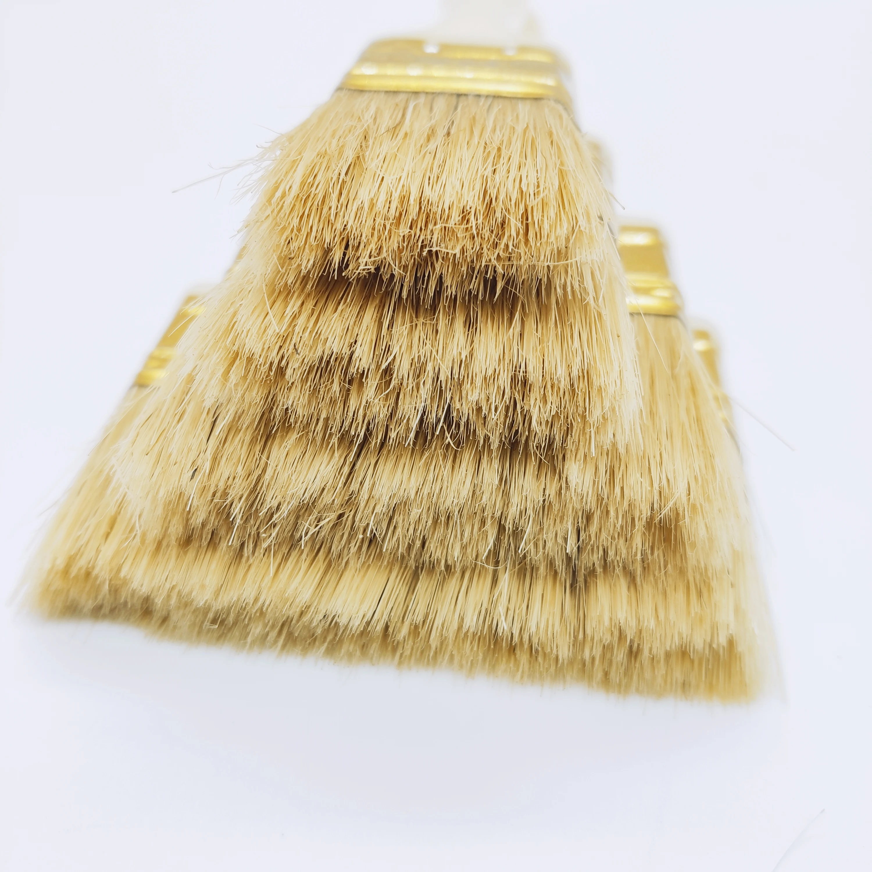 Quality guaranteed cheap synthetic filament plastic handle paint brush for sale