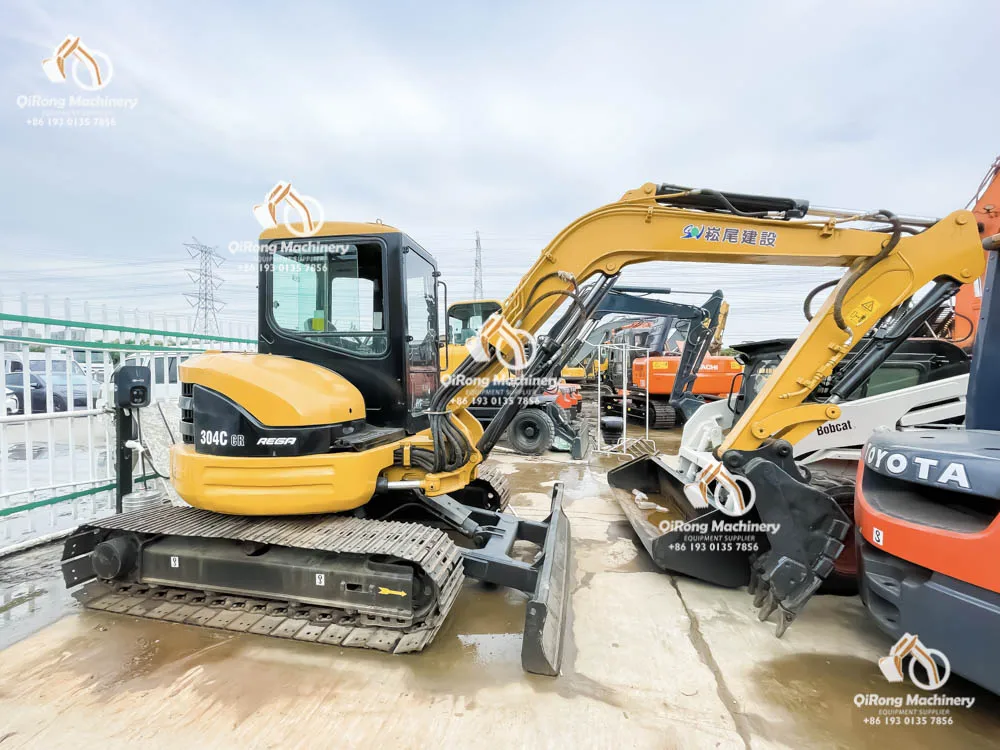 High Efficiency Used Mini Digger Excavator Cat 304 304c Cr For Earth ...