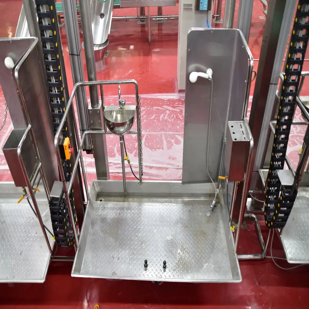 cattle slaughtering machine