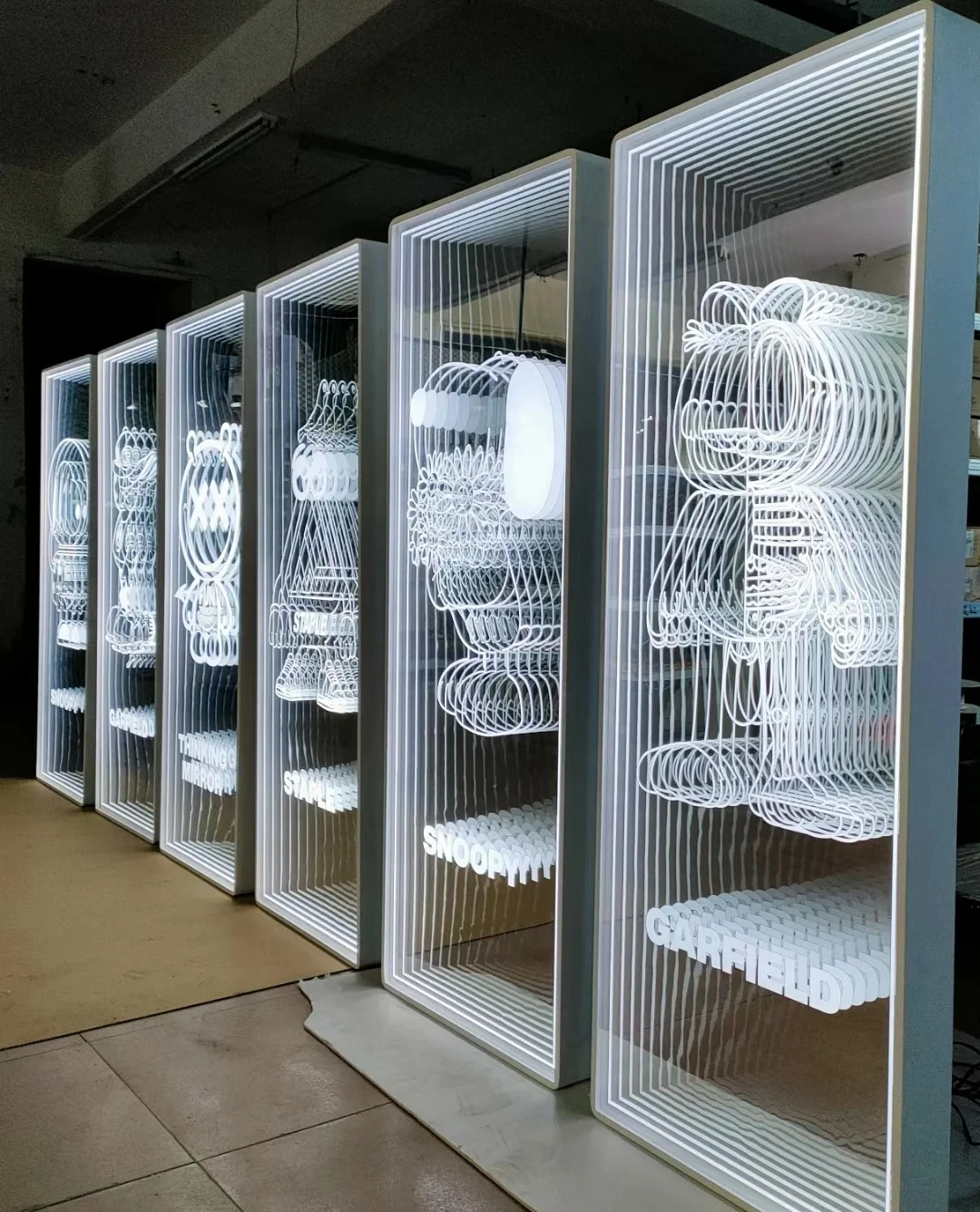 Горячая Распродажа 2022 умное 3d настенное зеркало вывеска для гостиной индивидуальное светодиодное