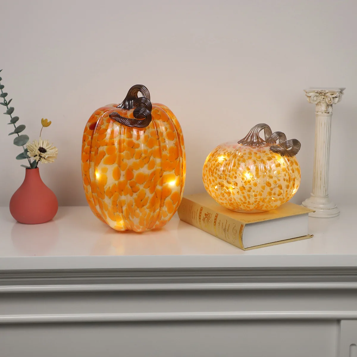 2024 halloween artifical little art glass pumpkin hand blown glass elegant table accent for fall harvest & thanksgiving