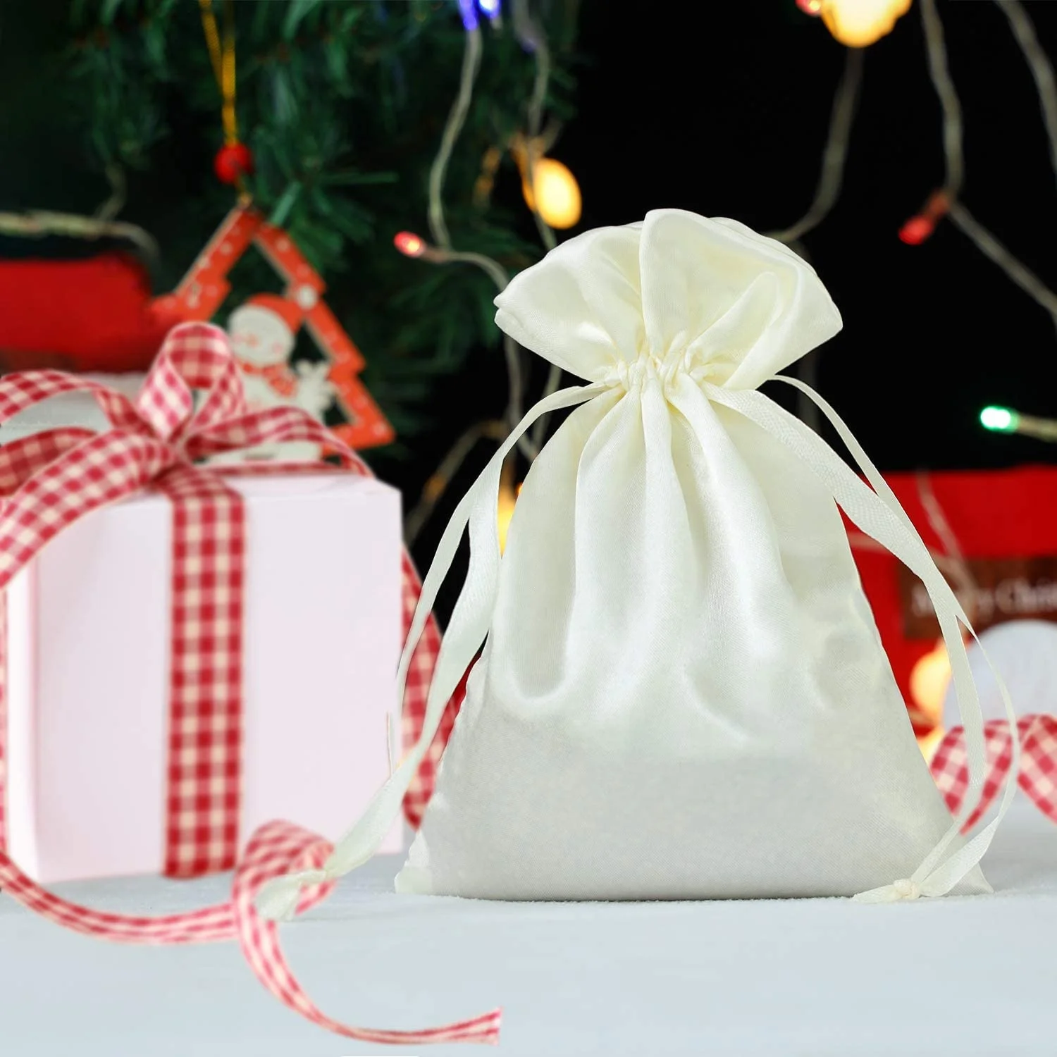 christmas gift bolsas for employees