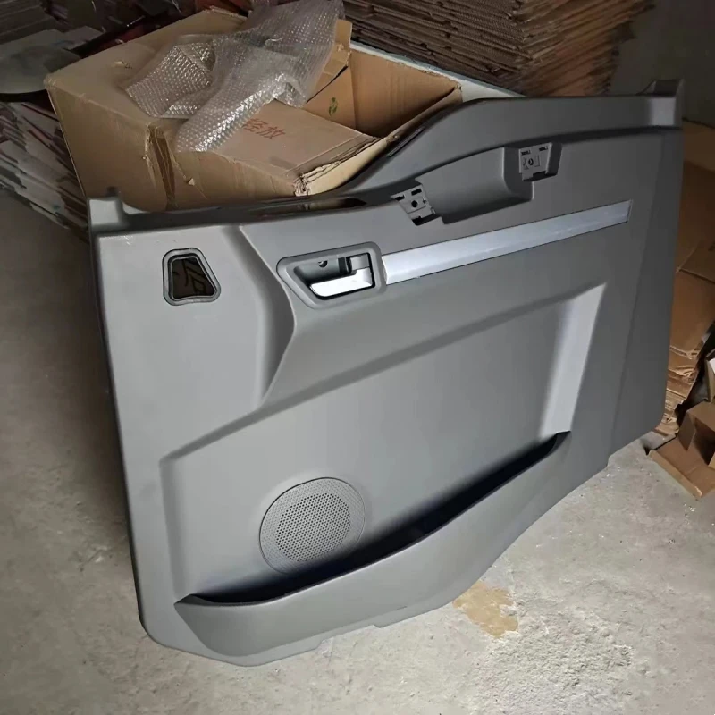 DZ15221330150	SHACMAN M3000 Left Door Inner Panel Board