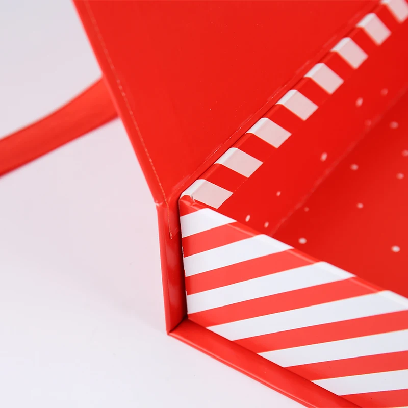 Factory Custom Luxury Cardboard Paper Rigid Book Gift Boxes Ribbon Square Box Embossing Gold Foil Christmas Sponge Photo Frame