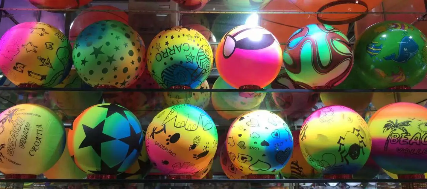 Colorful Small Sports Balls PVC Inflatable Vinyl Ball Wholesale Beach Ball for Children Play