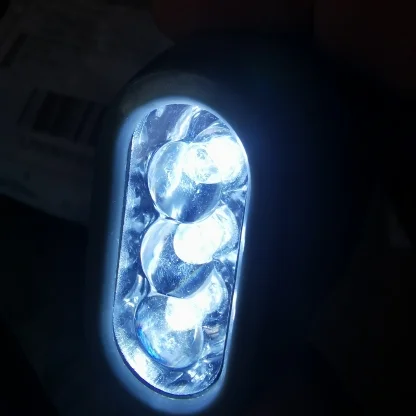 Torcia LED A Carica Manuale 3 LED - Dinamo A Pressione, Luce Notturna - Senza Batterie