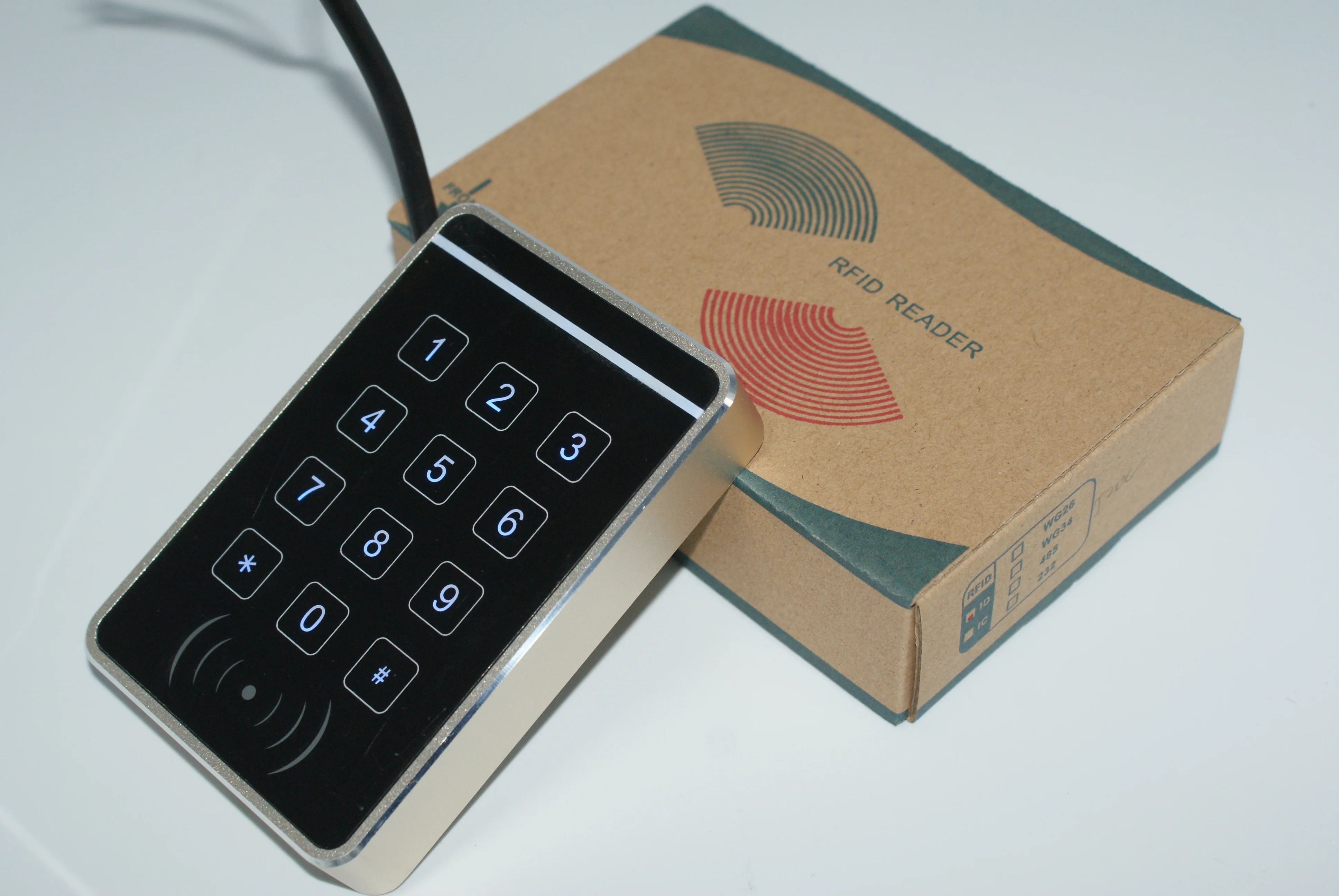 Proximity NFC IC ID Support Smart Card 125K 13.56Mhz Wiegand26/34 RFID Reader Door Access Control Card Reader System