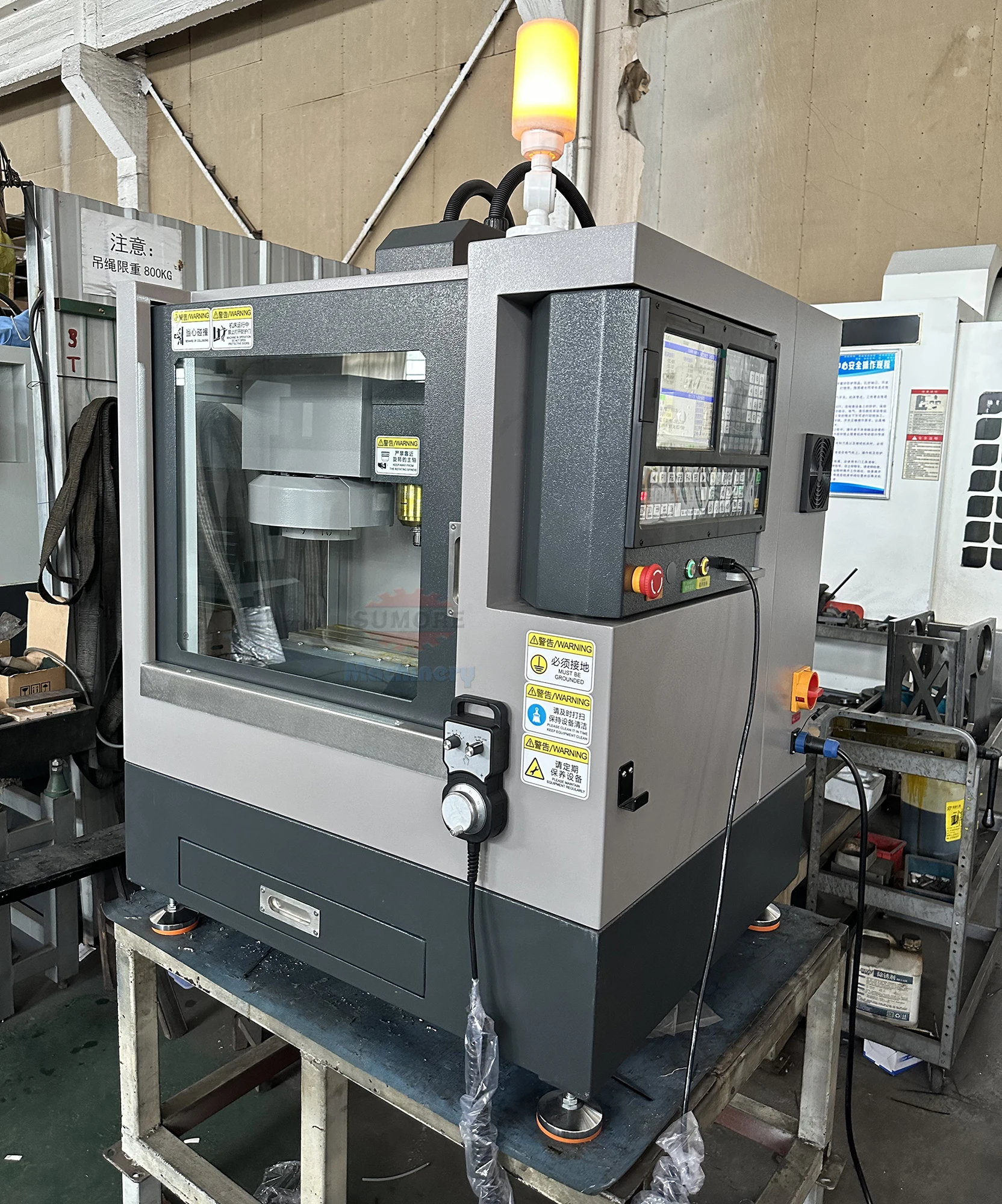 NOVO XH7115B Sumore Mini Fresadora CNC SP2215M Sistema Industrial