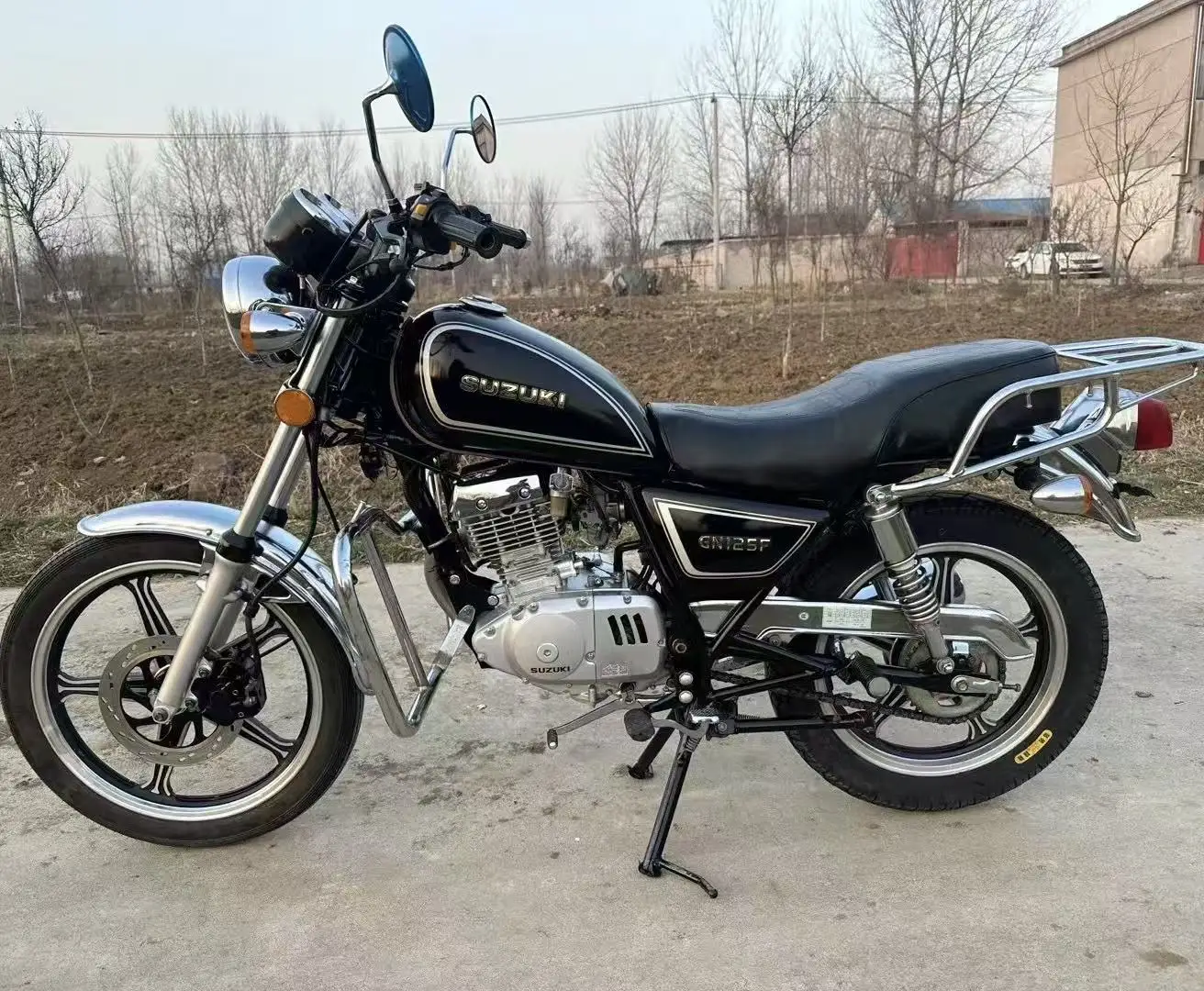 SUZUKI バイク GN125 Suzuki GN125 with High-end Disc Brakes and Dual Electric Start