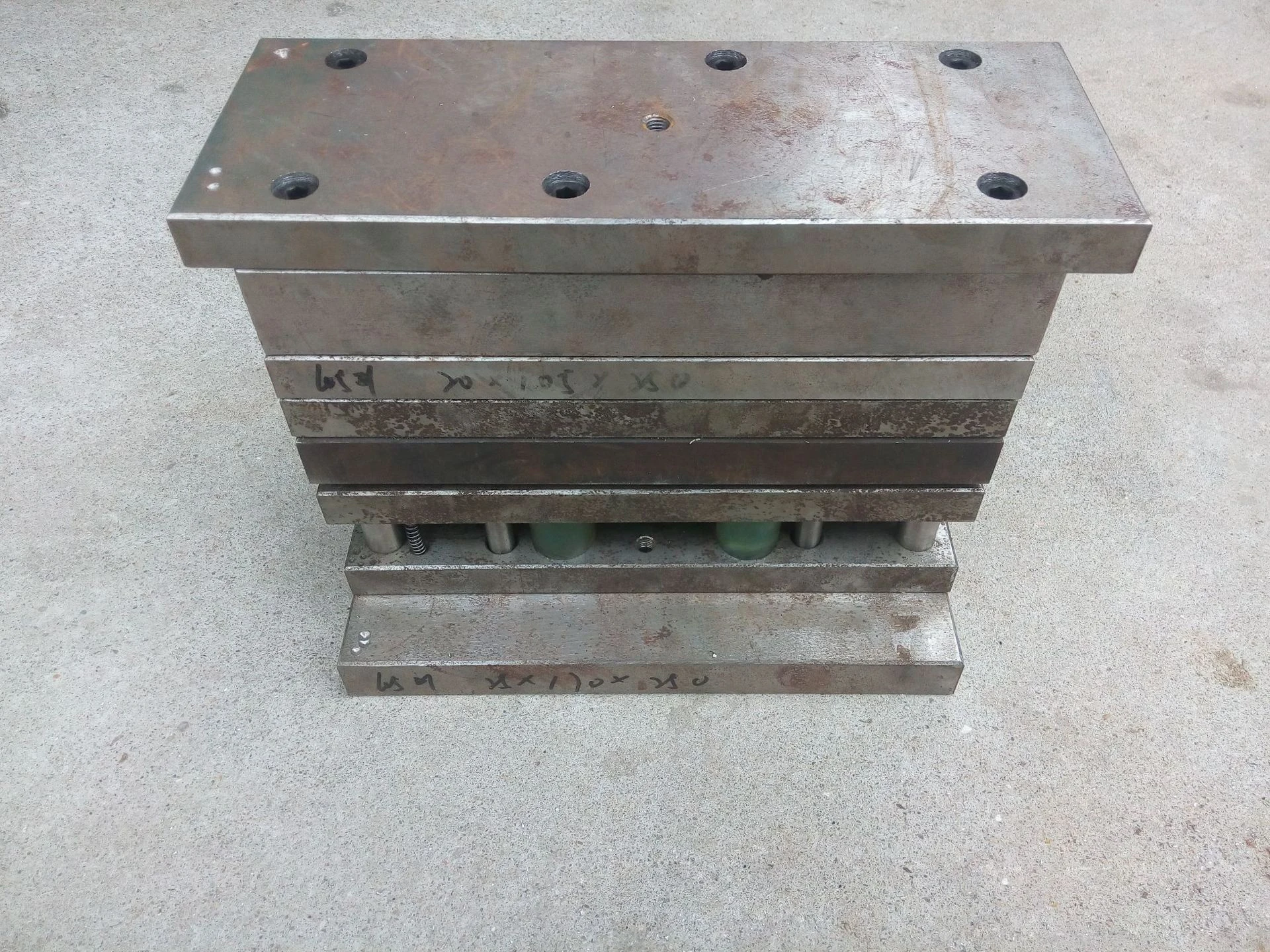 Tenroy Shape Forming Punch and Dies,progressive Angle Rj45 Connector Press Mould Manufacturer,automotive Metal Stamping Parts