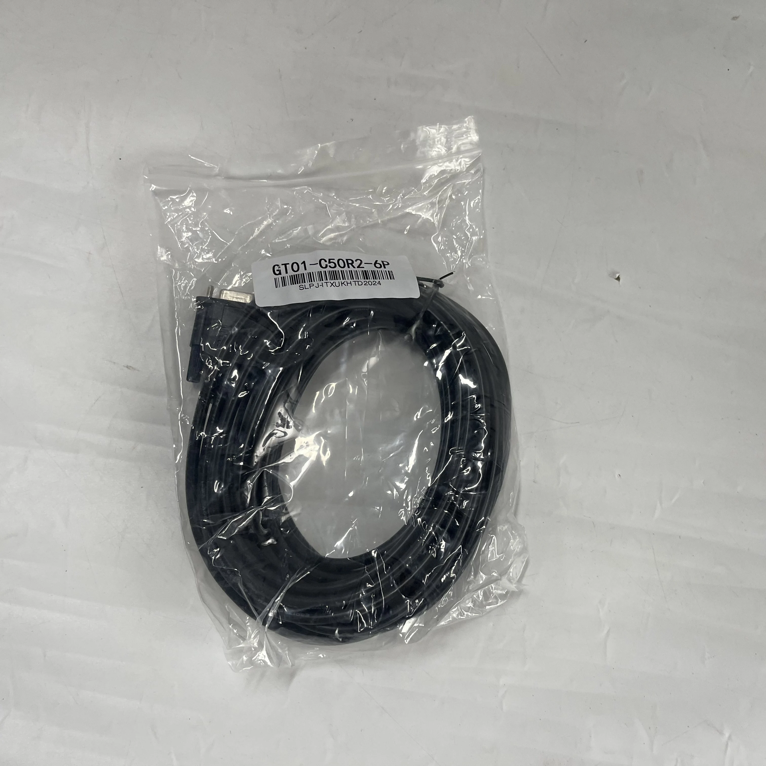 Mitsubishi HMI Connection Cable GT01-C50R2-6P Mitsubishi HMI Connection Cable GT01-C50R2-6P