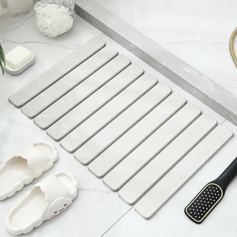 Water Absorbent Bath Mat Bathroom Diatomaceous Earth Diatom Diatomite Stone Bath Mats supplier