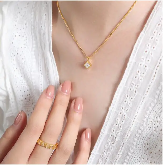 Zircon Necklace