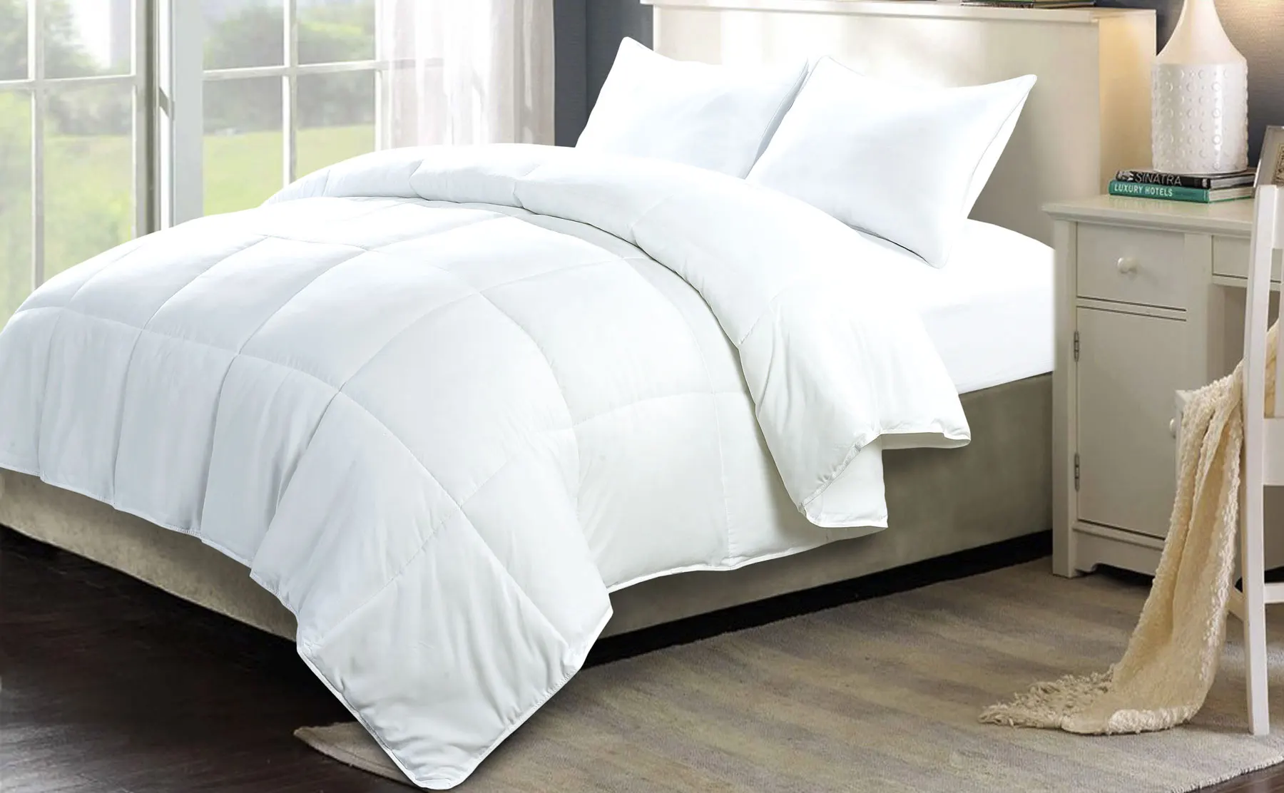 Comforters. Тонкое одеяло без пододеяльника. Плед-комфортер племонс togas. Одеяло в пододеяльник. Постельное с одеялом.