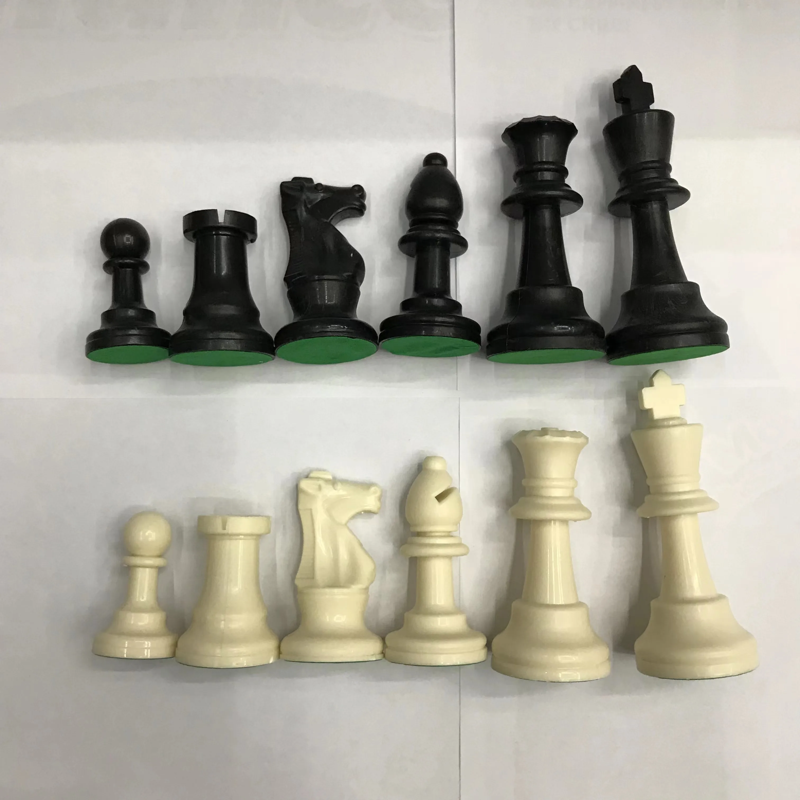 Высококачественная шахматная игра разных размеров набор пластиковых шахматных