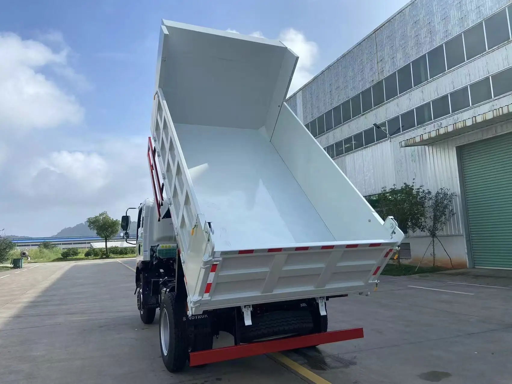 rhd dump truck self offloading cheap for sale-1