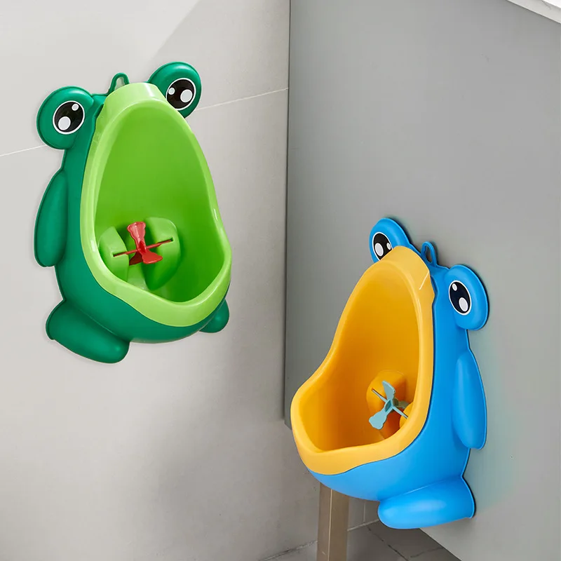 Cute Frog Standing Potty Training Urinal for Boys Toilet