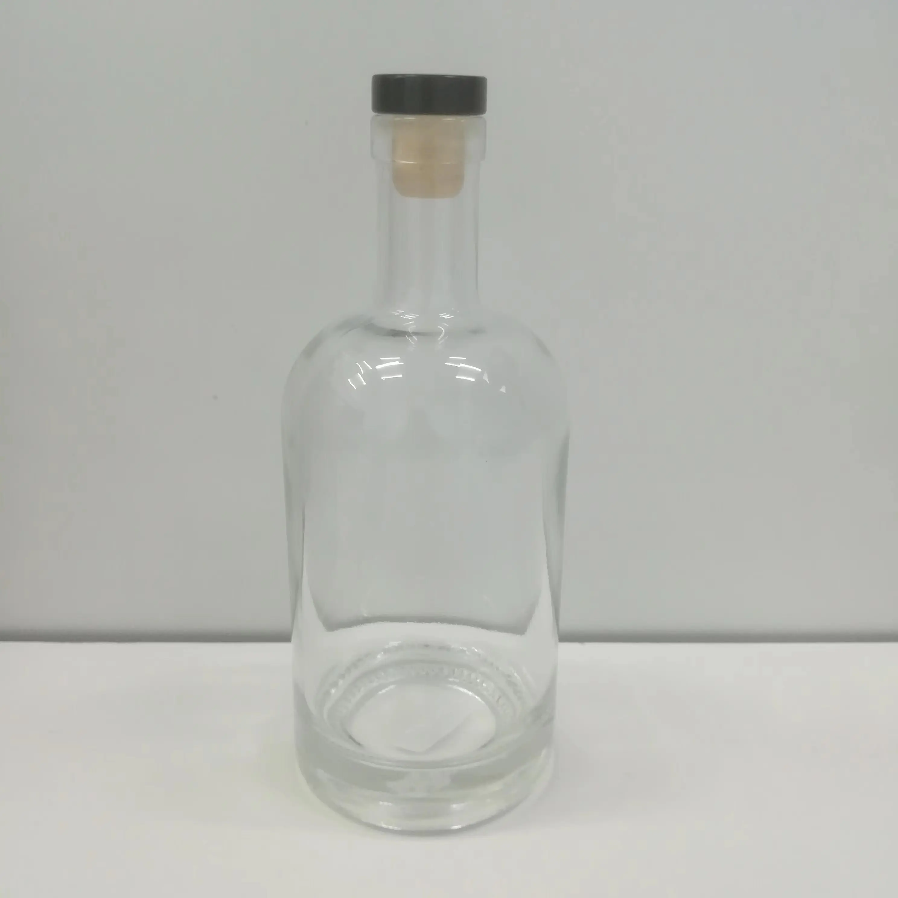 Wholesale Custom Empty Clear Black Glass Bottle 200ml Wine/oil/juice