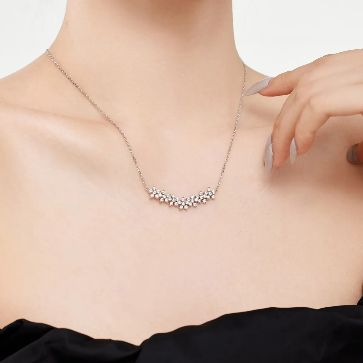 KAKODIY New Trend Exquisite Wear-Resistant Waterproof 925 Sterling Silver Necklace Cubic Zirconia Jewelry for Women Flower Necklace detail 2