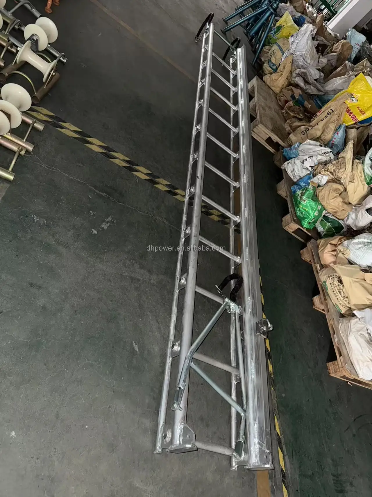 Triangular Frame Platform Triangular Section Horizontal Platform Structure| Alibaba.com