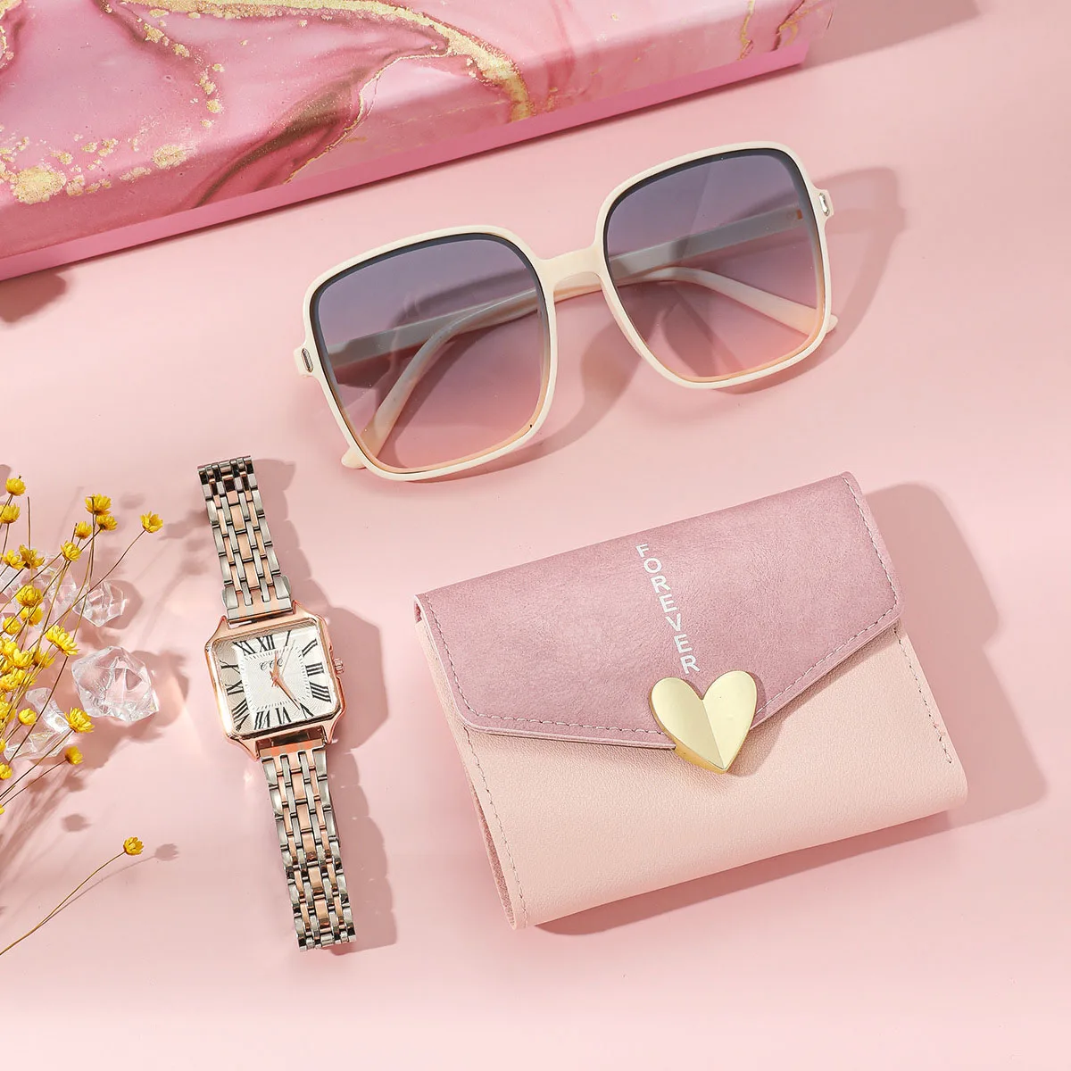 Fashion Pink Women display picture 1