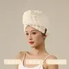 สีขาวน้ำนม