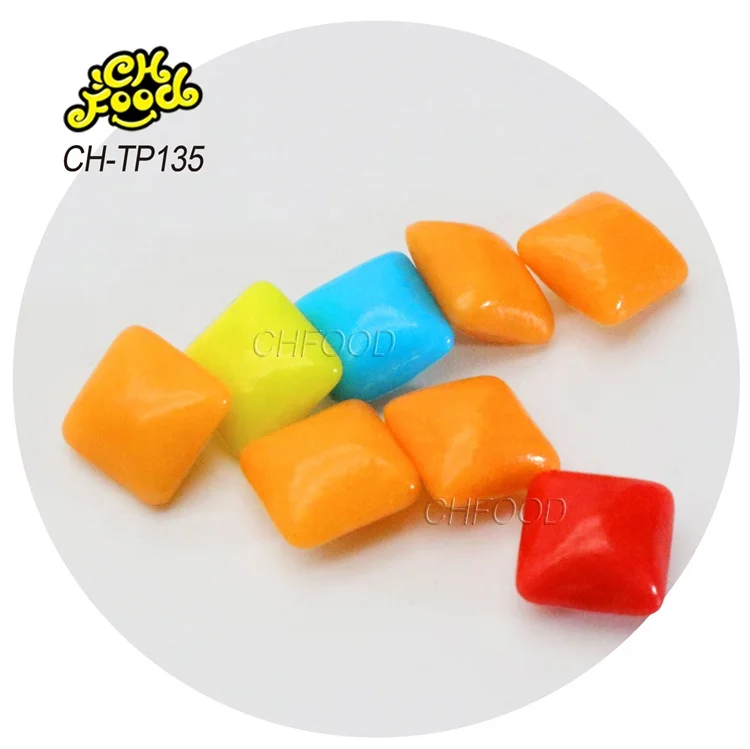 Wholesale Low MOQ Halal Mini Square Bubble Gum Candy Sweets with Cheap Plastic Aircraft Maze Toy for Boys