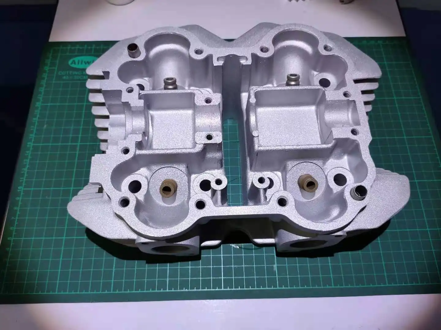 ホワイトコランダム F40 メッシュ 438UM