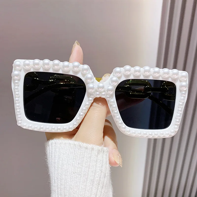 Luxury Rhinestone Pearl Square Sunglasses Women Pink Lens display picture 2