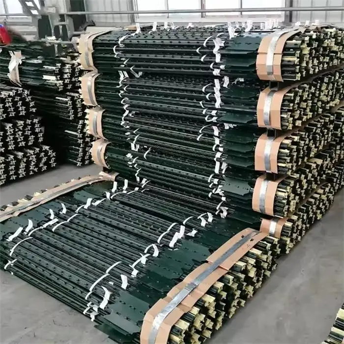 American Farm 6 Ft Galvanized Steel Iron Green Metal Studded T Fence