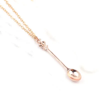 4 Pcs Spoon Necklace Set Mini Spoon Necklace Charms Coke Spoon Necklace Ket  Spoon Snuff Spoon Necklace Tiny Little Scoop Necklace Teaspoon Crown Pendant  Long Chain for Women Girl Jewellery Party Gift 